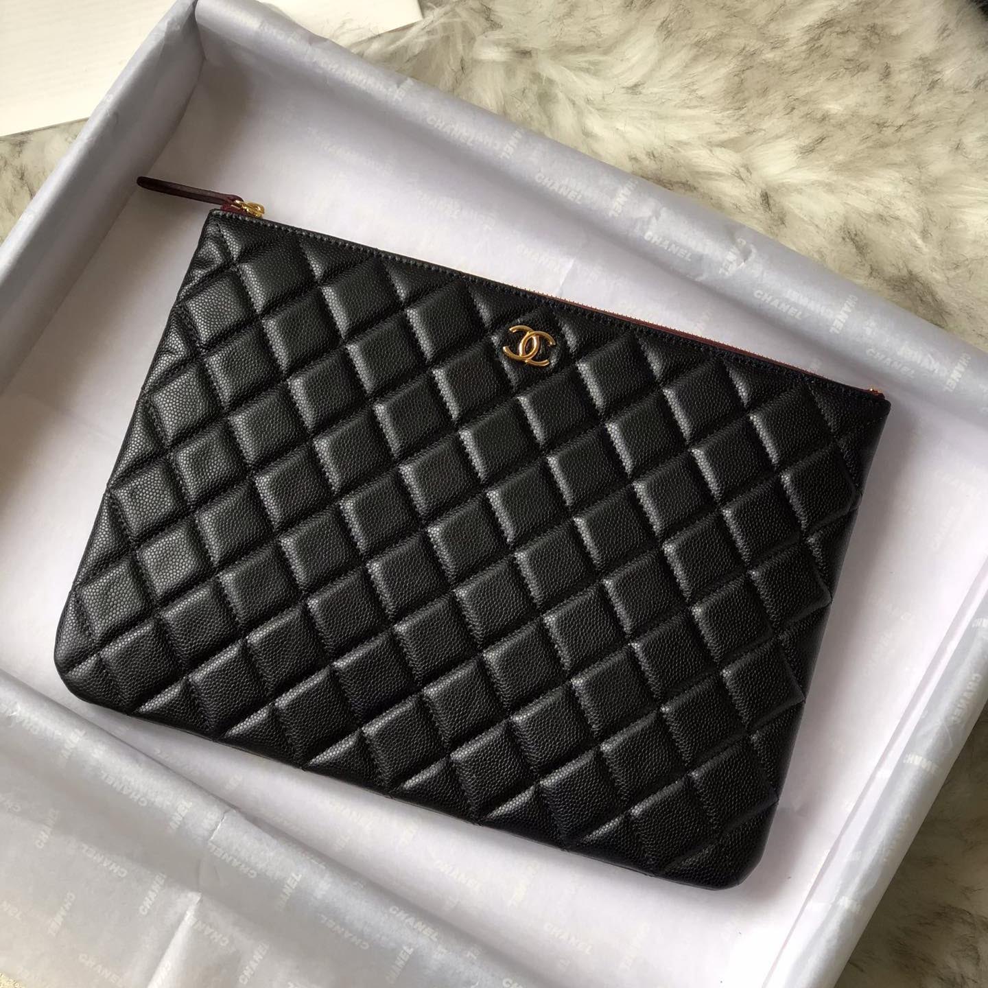 CHANEL 샤넬 클러치백